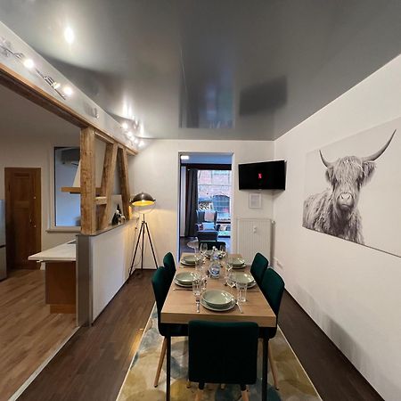 Apartment Humboldt 3 Schlafzimmer,Wifi, Netflix Parken, Terrasse, Klimatisiert, Naehe Zentrum Jena Esterno foto