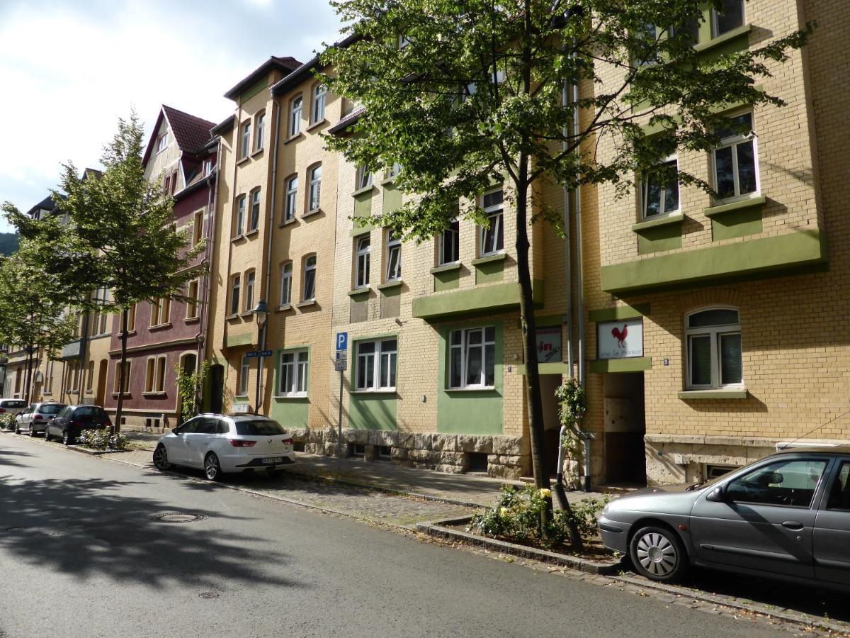 Apartment Humboldt 3 Schlafzimmer,Wifi, Netflix Parken, Terrasse, Klimatisiert, Naehe Zentrum Jena Esterno foto