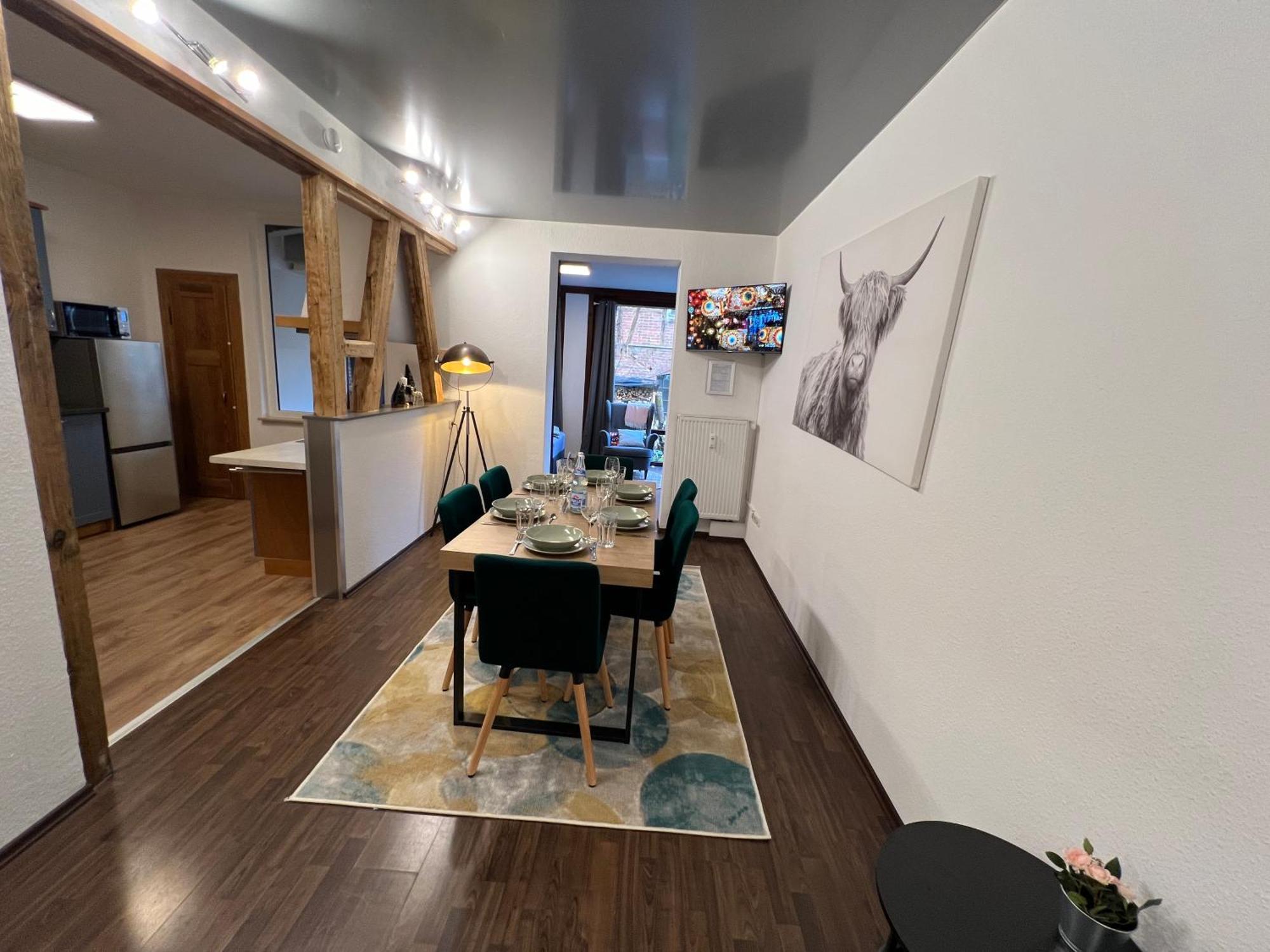 Apartment Humboldt 3 Schlafzimmer,Wifi, Netflix Parken, Terrasse, Klimatisiert, Naehe Zentrum Jena Esterno foto